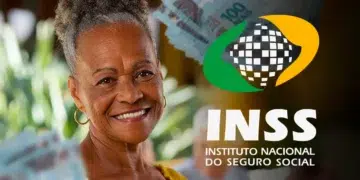 Idosa sorrindo com cédulas de dinheiro em mãos, com logo do INSS ao fundo, referente à antecipação do 13º salário pelo INSS em 2026.