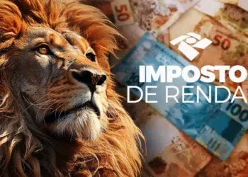 Leão do Imposto de Renda diante de cédulas de real simbolizando a tributação no Brasil e as regras da declaração anual.